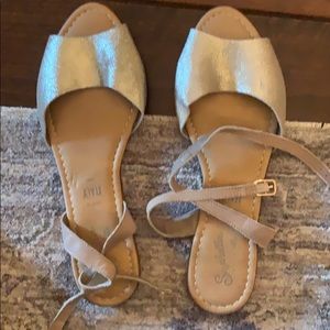 Metallic tan sandals